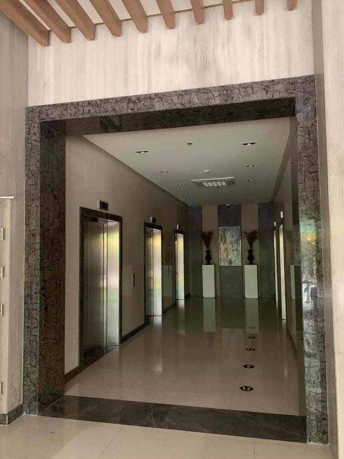 Studio At Viceroy T4 Florence Way Manila Esterno foto
